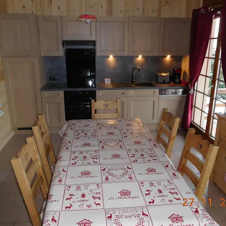 Les Edelweiss Apartment